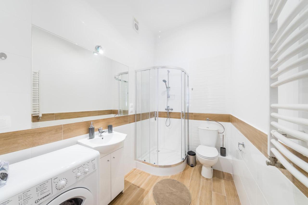 Zelazna Apartment Wawelofts Краков Экстерьер фото